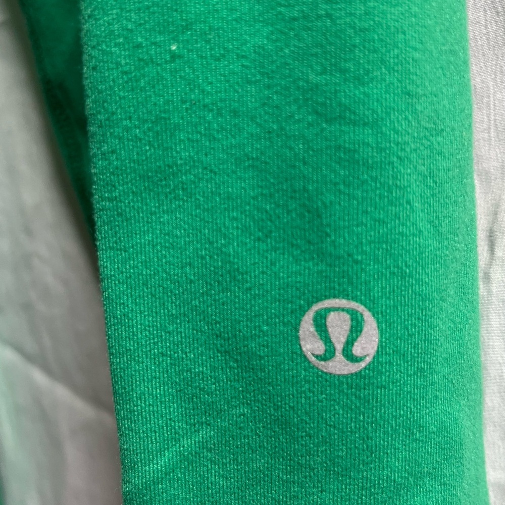 Lululemon Green capris - Picture 7 of 9